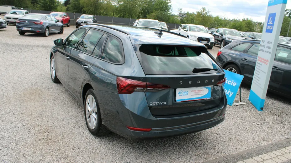 SKODA Octavia -