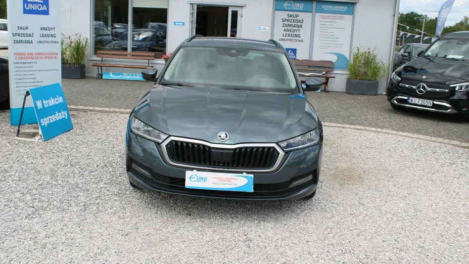 SKODA Octavia -