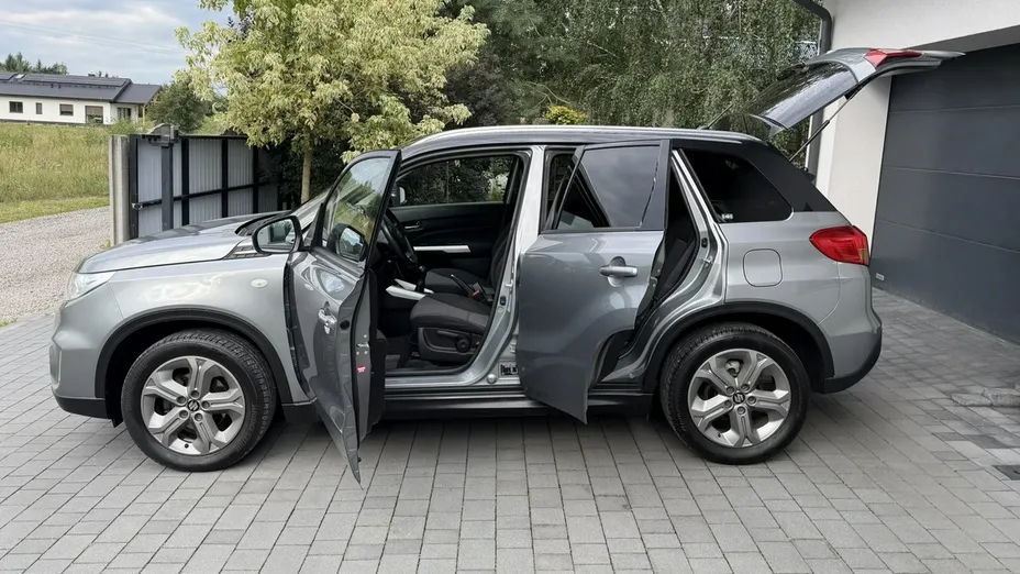 SUZUKI Vitara -