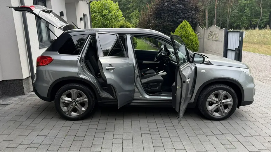 SUZUKI Vitara -