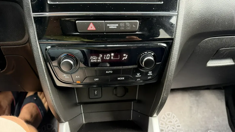 SUZUKI Vitara -