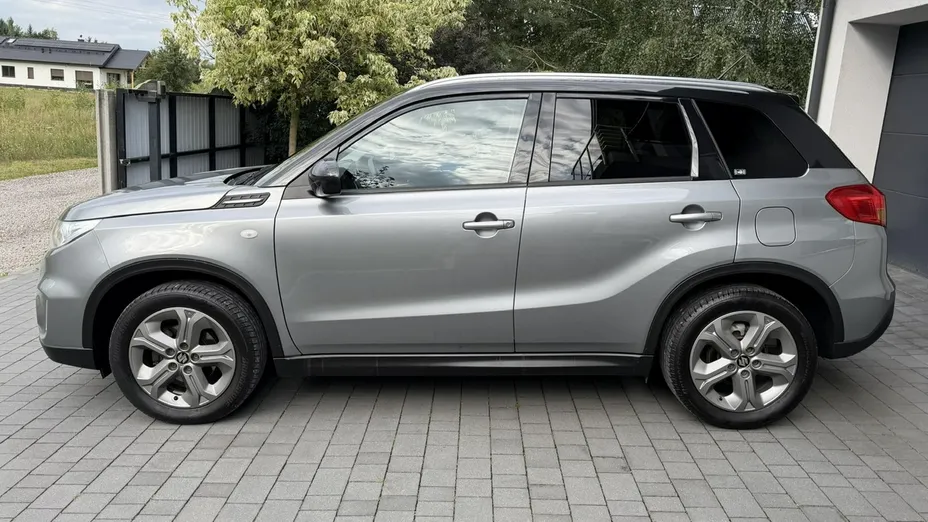 SUZUKI Vitara -