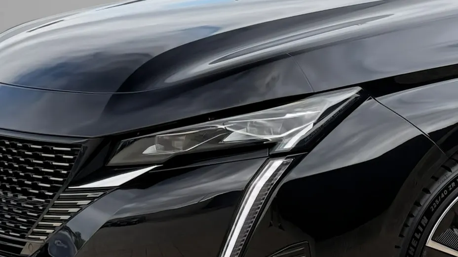 PEUGEOT 308 -