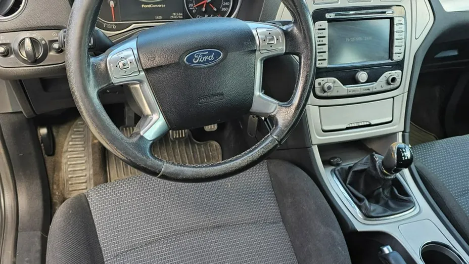 FORD Mondeo -