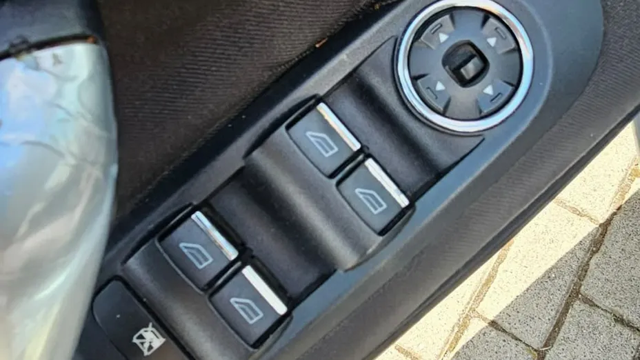 FORD Mondeo -