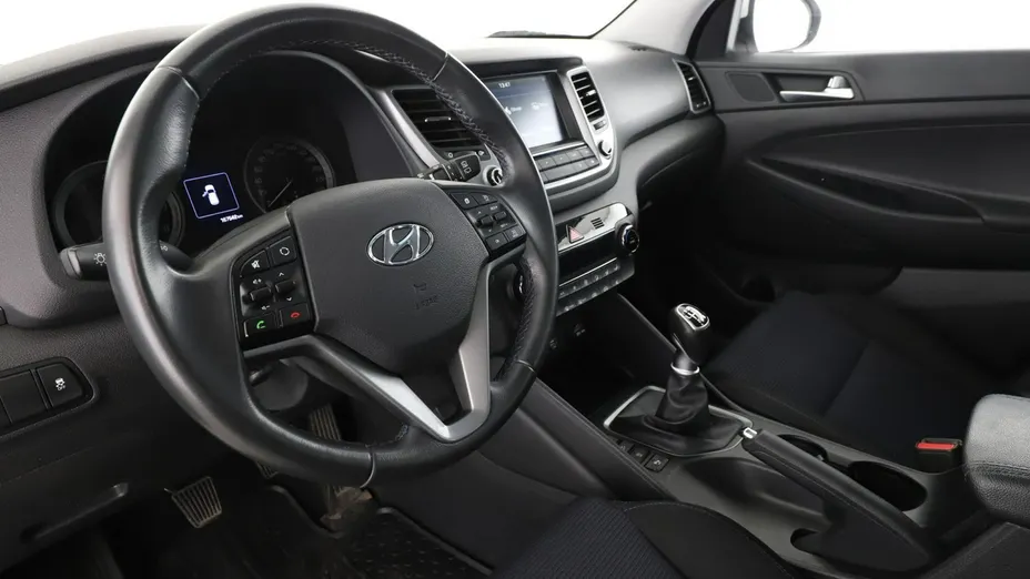 HYUNDAI Tucson -