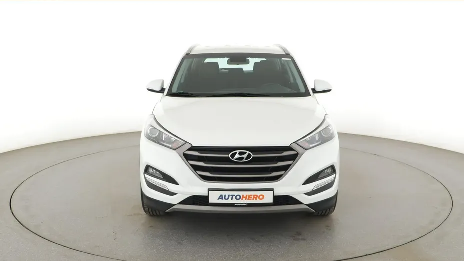 HYUNDAI Tucson -
