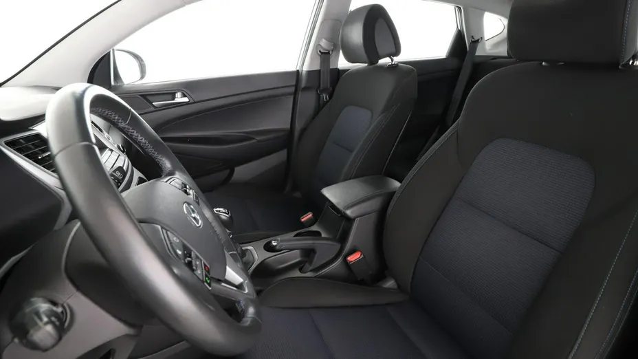 HYUNDAI Tucson -