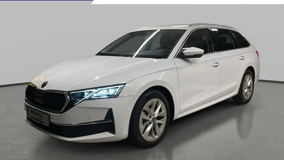 SKODA Octavia -