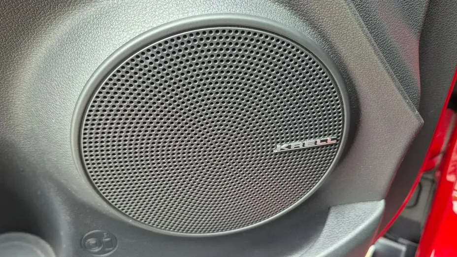 HYUNDAI Kona -