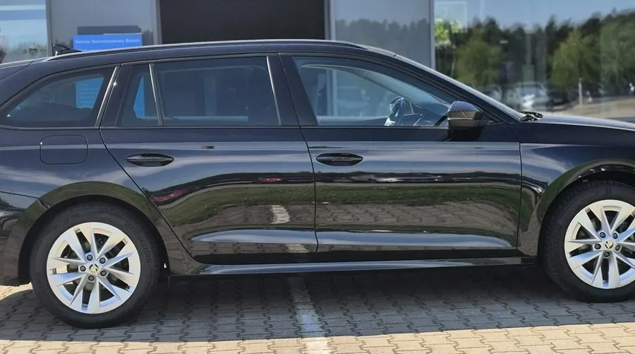 SKODA Octavia -