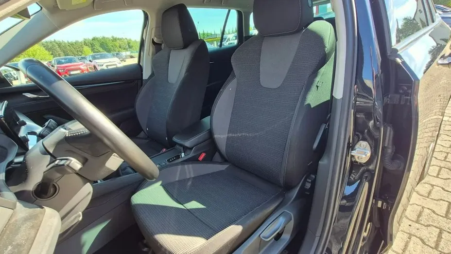 SKODA Octavia -