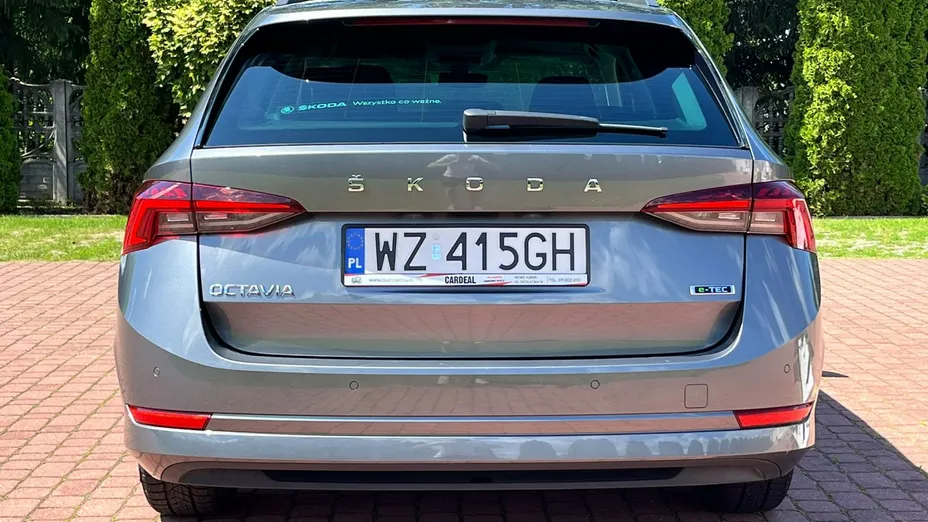 SKODA Octavia -