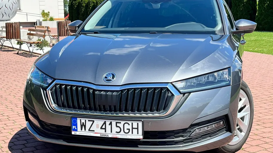 SKODA Octavia -