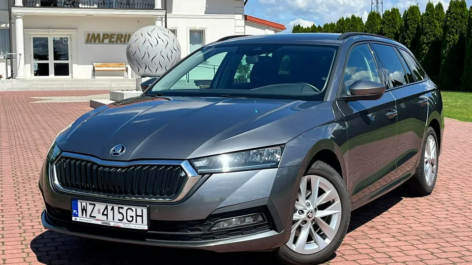 SKODA Octavia -
