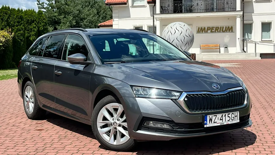 SKODA Octavia -