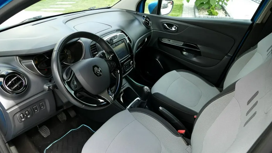 RENAULT Captur -