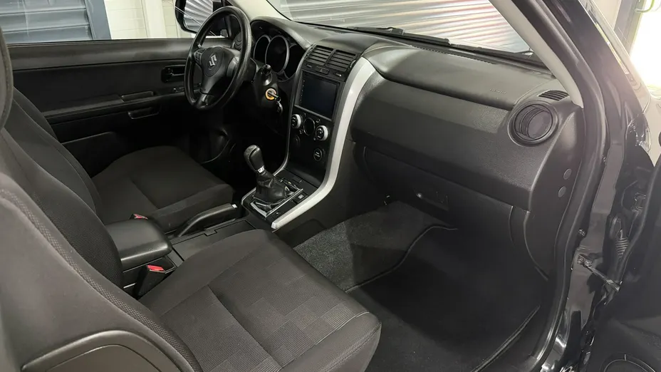 SUZUKI Grand Vitara -