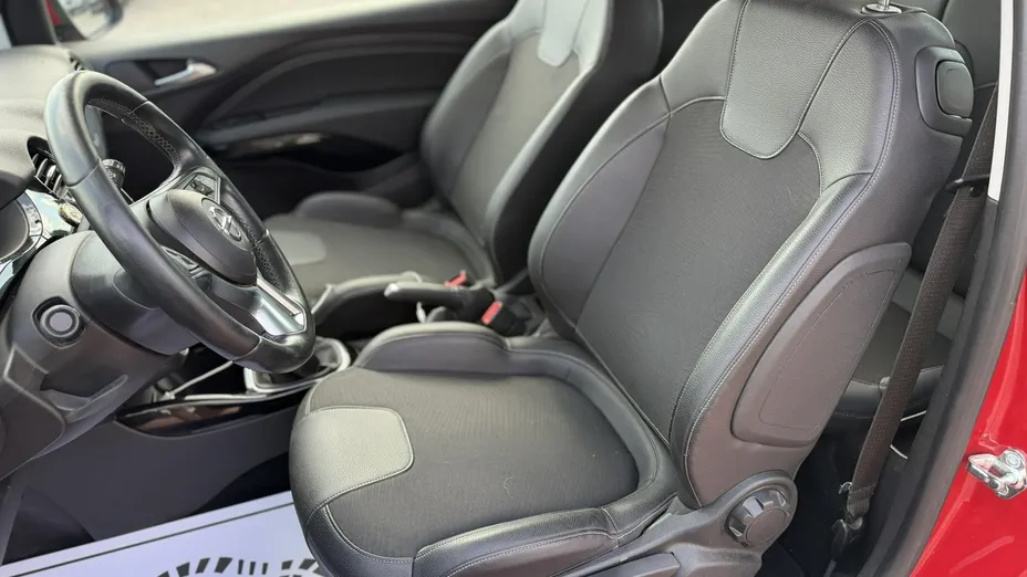 OPEL Adam -