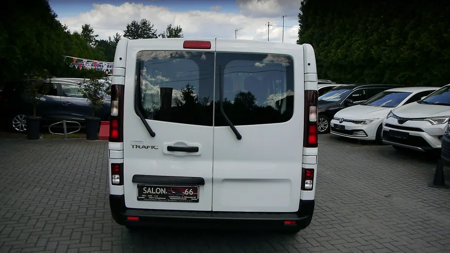 RENAULT Trafic -