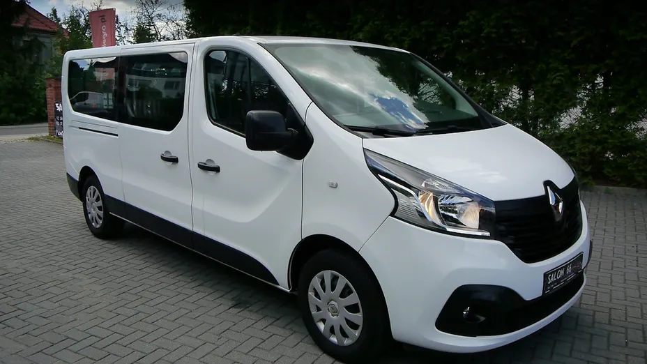 RENAULT Trafic -