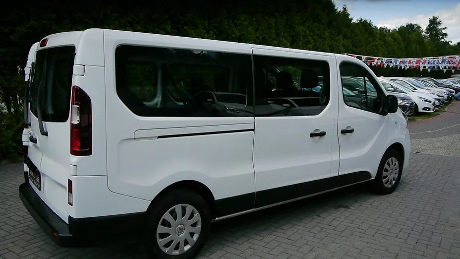 RENAULT Trafic -