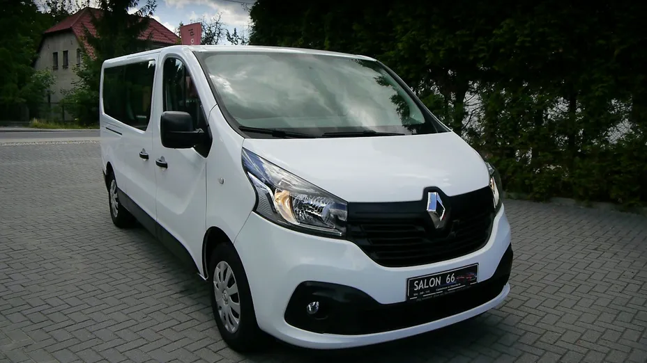RENAULT Trafic -