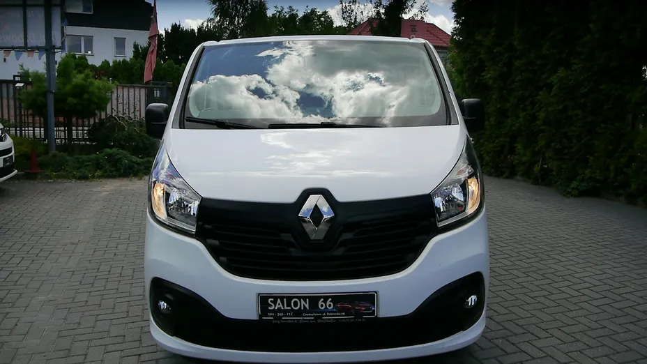 RENAULT Trafic -
