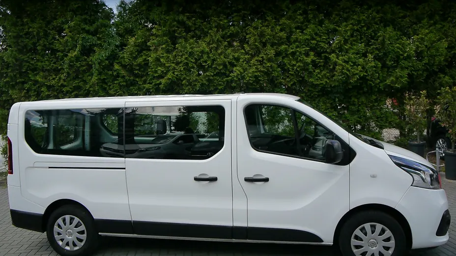 RENAULT Trafic -