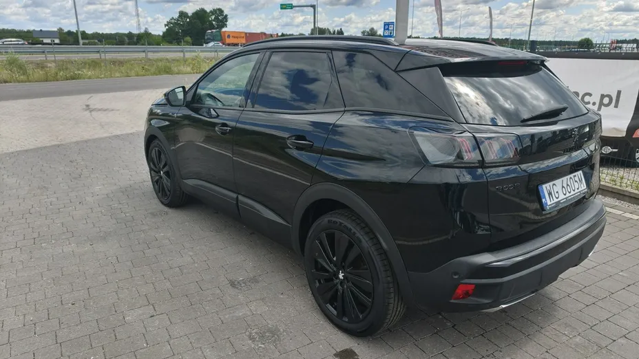 PEUGEOT 3008 -