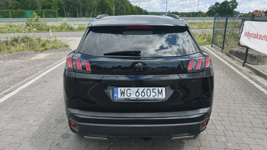PEUGEOT 3008 -