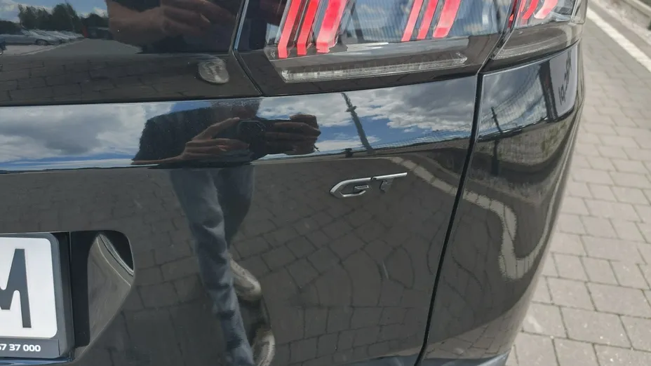 PEUGEOT 3008 -