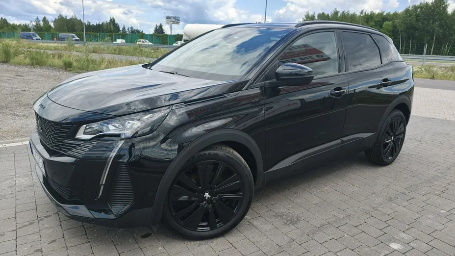 PEUGEOT 3008 -