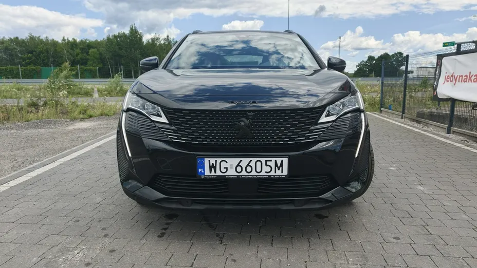 PEUGEOT 3008 -