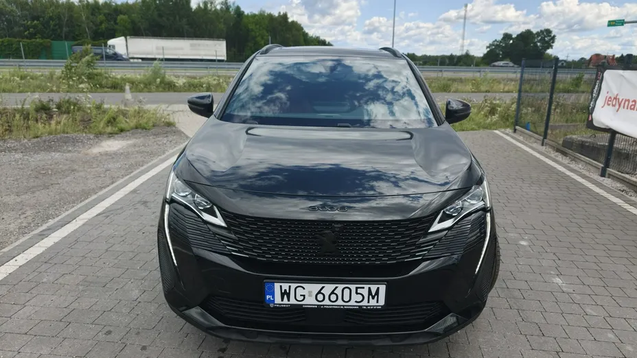 PEUGEOT 3008 -