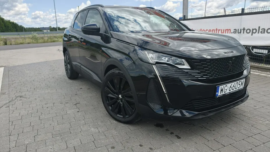 PEUGEOT 3008 -