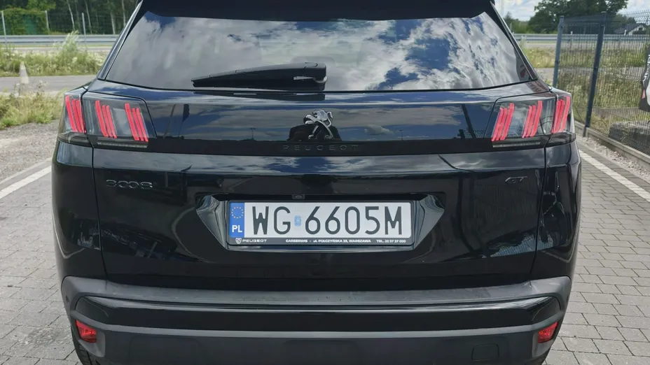 PEUGEOT 3008 -