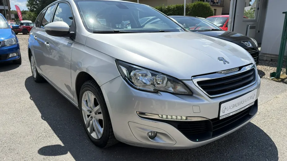 PEUGEOT 308 -
