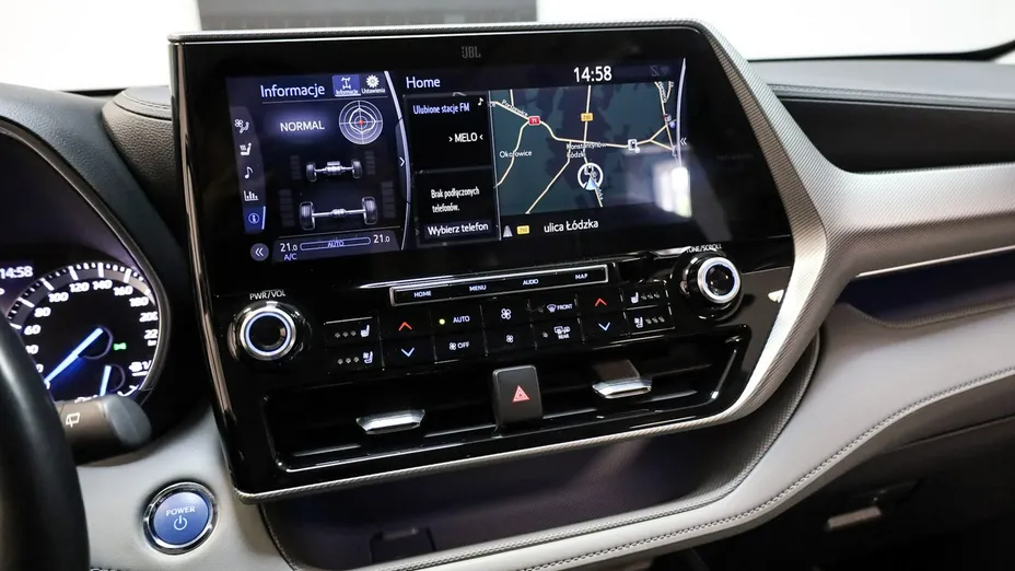 TOYOTA Highlander -