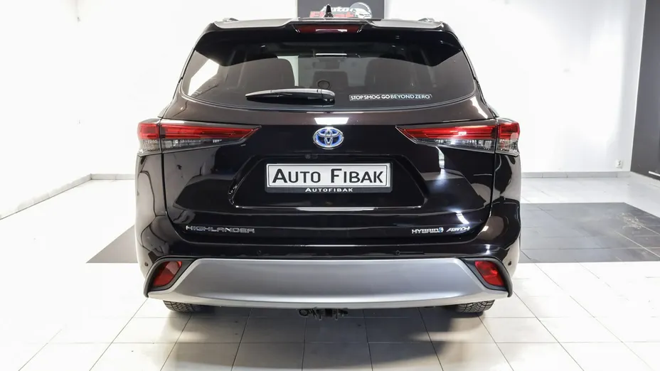 TOYOTA Highlander -