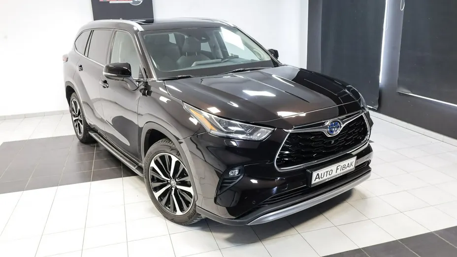 TOYOTA Highlander -