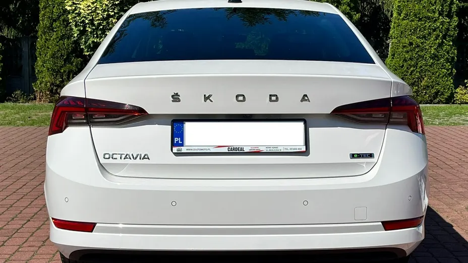 SKODA Octavia -