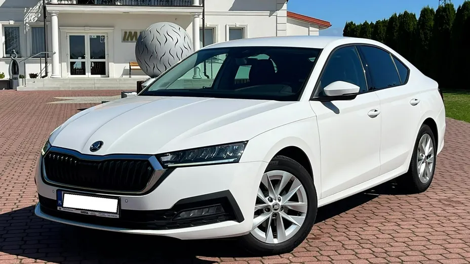 SKODA Octavia -