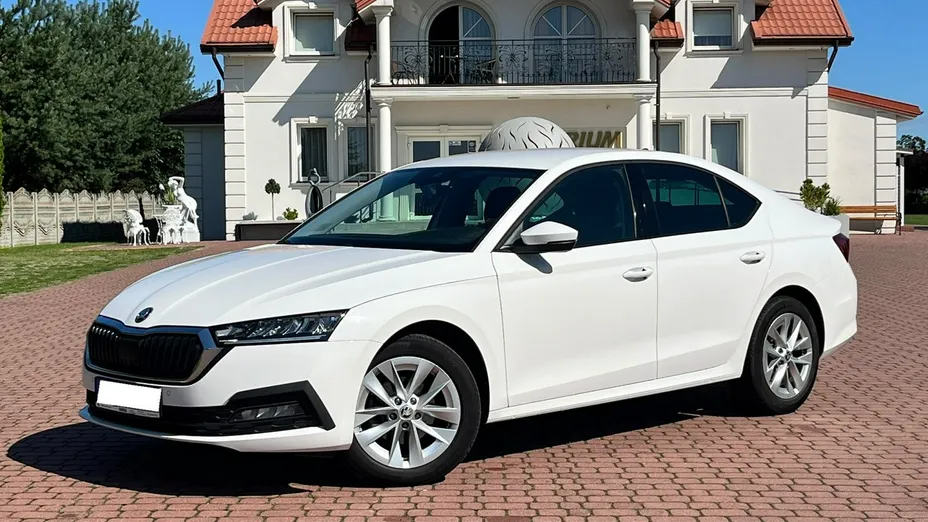 SKODA Octavia -