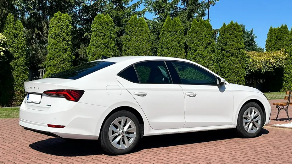 SKODA Octavia -