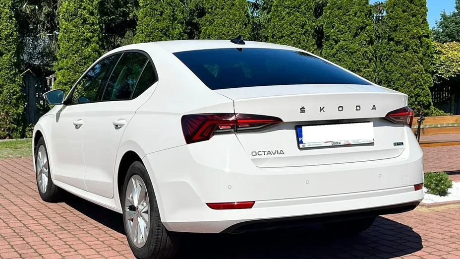 SKODA Octavia -