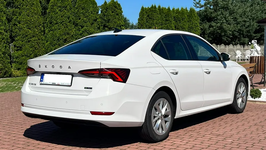 SKODA Octavia -