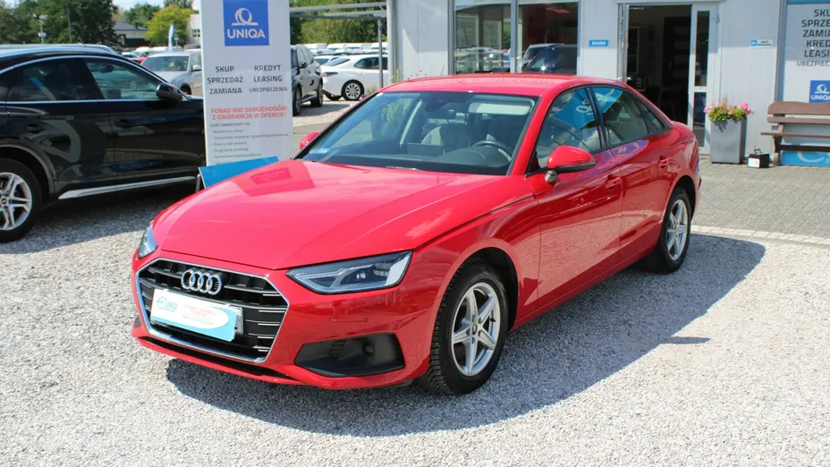 AUDI A4 -