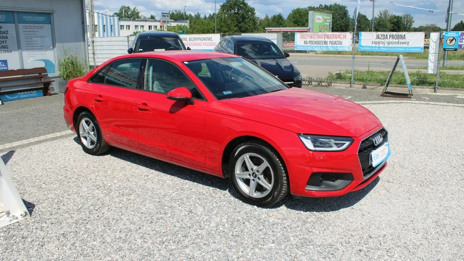 AUDI A4 -