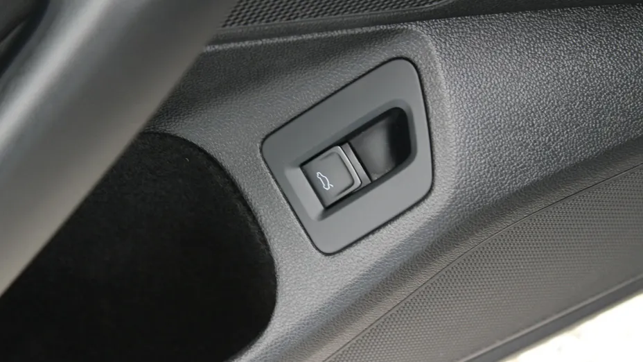 VOLKSWAGEN Passat -